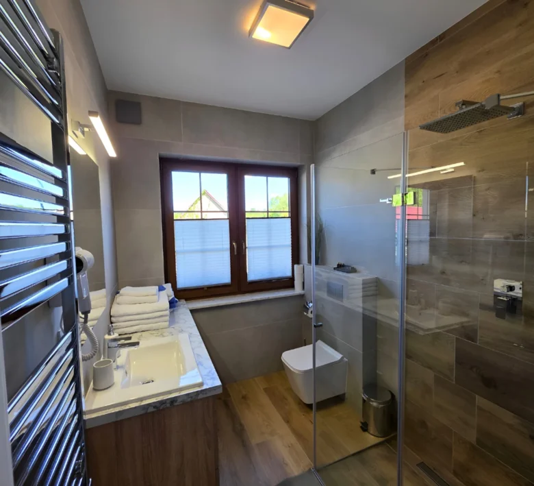 Apartament 1 noclegi nad jeziorem lubie (7)