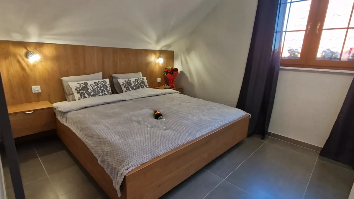 Apartamenty nad jeziorem Lubie- sypialnia